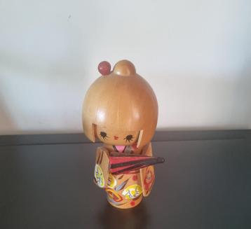 Charmante "Ai Gasa" Kokeshi van Aramaki Kyoho beschikbaar voor biedingen