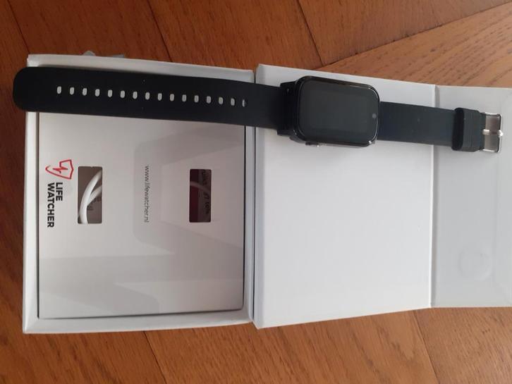 LifeWatcher Thuiszorg Alarm Horloge, Sieraden, Tassen en Uiterlijk, Smartwatches, Zo goed als nieuw, Zwart, GPS, Hartslag, Waterdicht