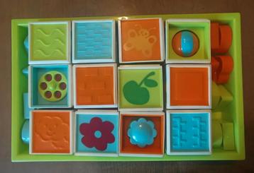 Smoby actieve blokpuzzel beschikbaar voor biedingen