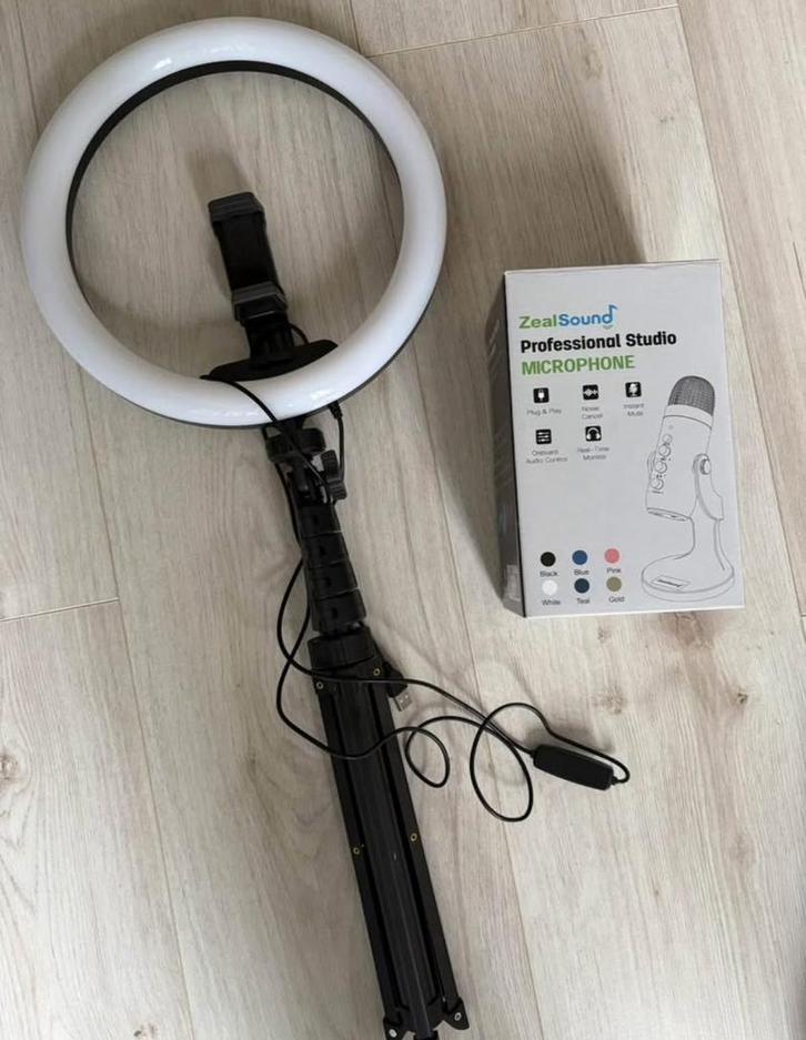 Halo ring light & microphone (like new), Audio, Tv en Foto, Fotografie | Fotostudio en Toebehoren, Zo goed als nieuw, Overige typen