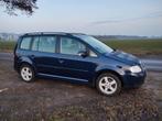 Volkswagen Touran Trendline 85 kw, Auto's, Volkswagen, Voorwielaandrijving, Stof, 4 cilinders, Blauw