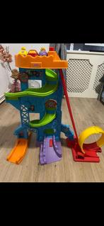 Fisher price little people garage, Kinderen en Baby's, Speelgoed | Fisher-Price, Ophalen, Zo goed als nieuw, Speelset