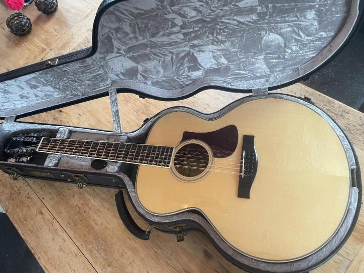 Eastman AC330E-12, Muziek en Instrumenten, Snaarinstrumenten | Gitaren | Akoestisch, Zo goed als nieuw, Western- of Steelstringgitaar