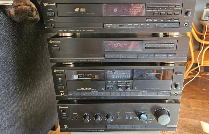 SHERWOOD STEREO SET COMPLEET MET BOEKJES AFSTANDSBDIENING, Audio, Tv en Foto, Stereo-sets, Zo goed als nieuw, Overige merken, Ophalen
