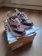 Sacha leren sneakers paars/rood maat 39 (valt als 38), Kinderen en Baby's, Kinderkleding | Schoenen en Sokken, Ophalen of Verzenden