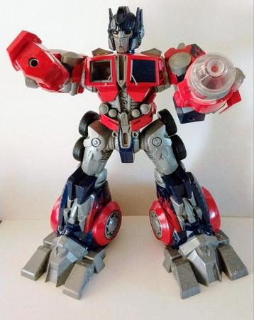 Transformers robot Optimus Prime van Hasbro uit 2006. beschikbaar voor biedingen