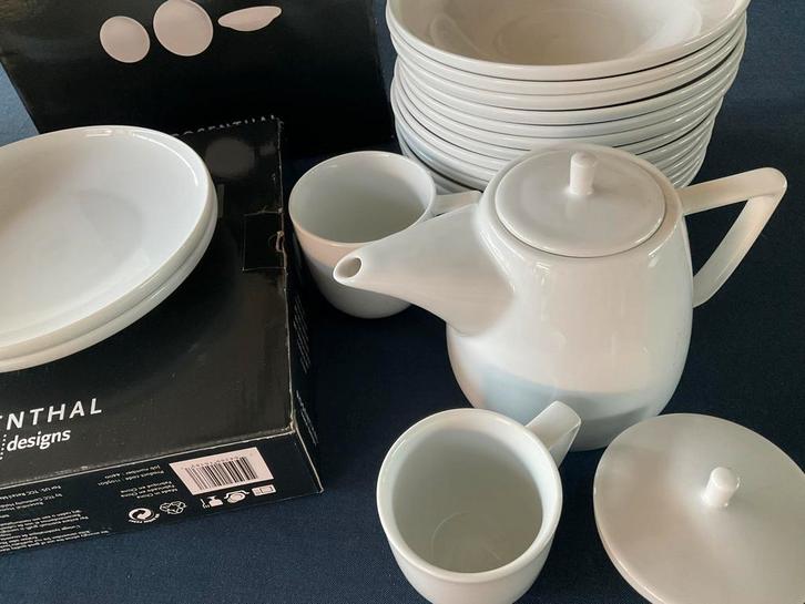 ROSENTHAL BIANCHI Home designs, Huis en Inrichting, Keuken | Servies, Zo goed als nieuw, Bord(en), Overige stijlen, Porselein
