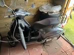 Vespa primavera touring, Ophalen, Overige modellen, 49 cc, Zo goed als nieuw