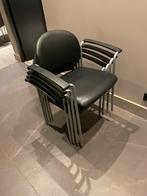 Gratis af te halen 4 stoelen stapelbaar, Ophalen, Kunststof, Gebruikt, Zwart