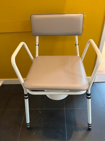 Postoel toiletstoel beschikbaar voor biedingen