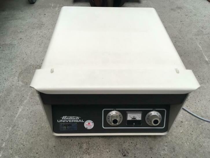 Centrifuge Hettich traploos instelbaar 2 soorten buizen, Diversen, Braces, Zo goed als nieuw, Ophalen of Verzenden