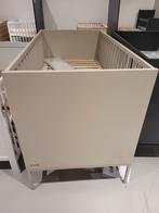 Kidsmill Amy Babybed Oatmeal 70 x 140 cm, Ophalen, Zo goed als nieuw, Ledikant