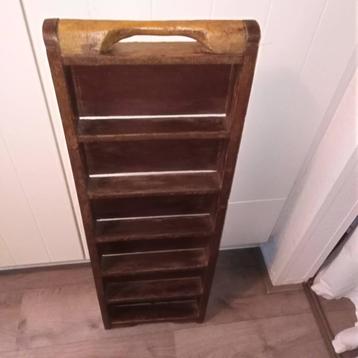 Oude steenvorm mal te gebruiken als letterbak beschikbaar voor biedingen