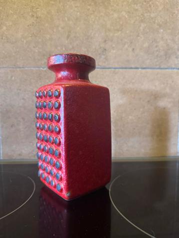 Vintage Vaasje uit de Jaren 70 beschikbaar voor biedingen