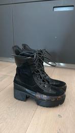 Louis Vuitton Dessert boot mt36, Kleding | Dames, Schoenen, Ophalen of Verzenden, Zo goed als nieuw, Bruin