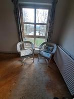 2 rieten stoeltjes, Huis en Inrichting, Stoelen, Ophalen, Gebruikt, Twee, Wit