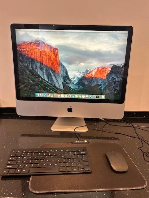 Apple Imac 24 inch. Nvidea Geforce 9400 256 mb, Computers en Software, Apple Desktops, Gebruikt, iMac, HDD, 2 tot 3 Ghz, 4 GB