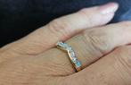 Gouden Vintage ring met edelsteen opaal en diamant. 2025/392, Overige kleuren, ., Ophalen of Verzenden, Zo goed als nieuw