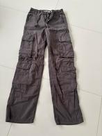 Bershka cargo broek, Ophalen of Verzenden, Zo goed als nieuw, Maat 34 (XS) of kleiner, Grijs