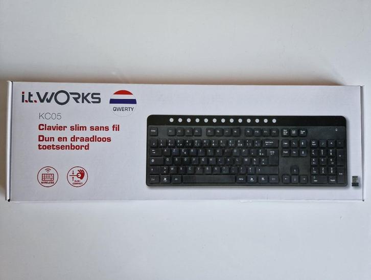 IT Works Draadloze Toetsenbord Ultra Slim Wireless QWERTY, Computers en Software, Toetsenborden, Nieuw, Qwerty, Draadloos, Multimediatoetsen