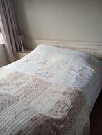 Bed 210 lang en 160 breedste, Huis en Inrichting, Ophalen of Verzenden, Gebruikt, Tweepersoons