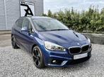 BMW 2 Serie Active Tourer Panodak|LED|Camera|Media Blauw 220, Voorwielaandrijving, 1998 cc, Stof, Gebruikt