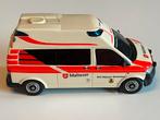 Ambulance Ambulanz VW T5 Hornis Malteser, Hobby en Vrije tijd, Modelauto's | 1:43, Ophalen of Verzenden, Zo goed als nieuw, Auto
