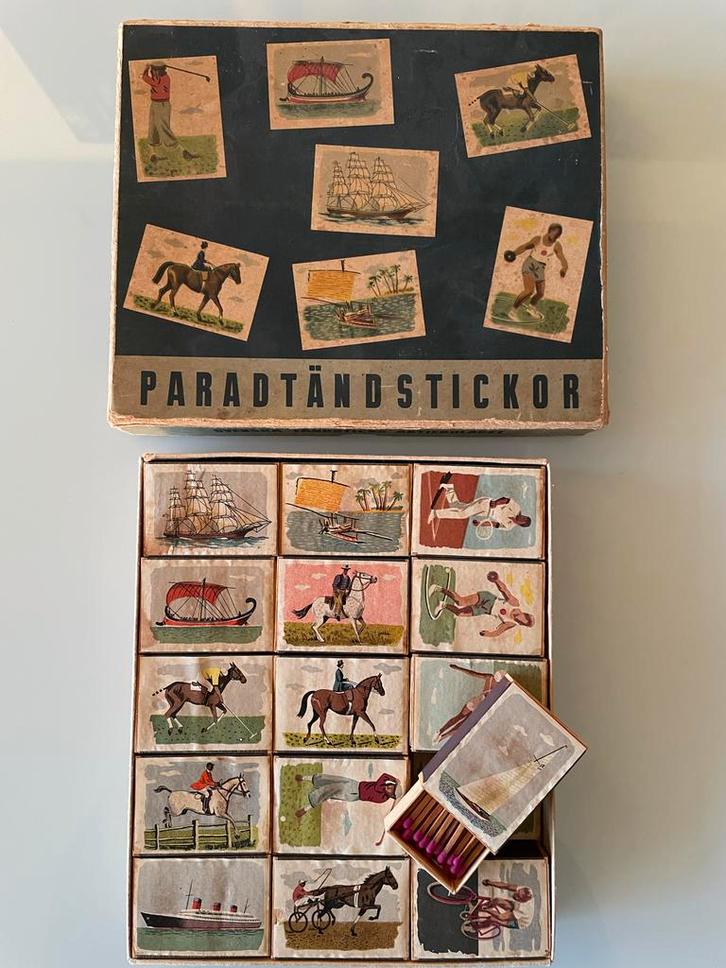 Vintage Zweedse Paradtändstickor Collectie, Antiek en Kunst, Antiek | Overige Antiek, Ophalen