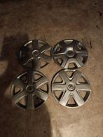 4x Toyota 14 inch Wieldoppen, Auto diversen, Wieldoppen, Ophalen of Verzenden, Zo goed als nieuw