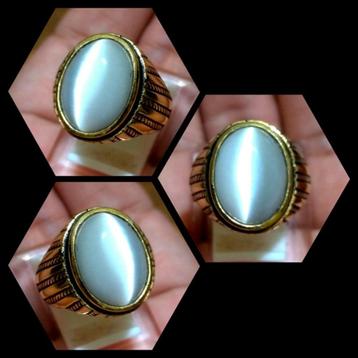 Gouden Ring met fascinerende witte kattenoog-edelsteen CAR07 beschikbaar voor biedingen