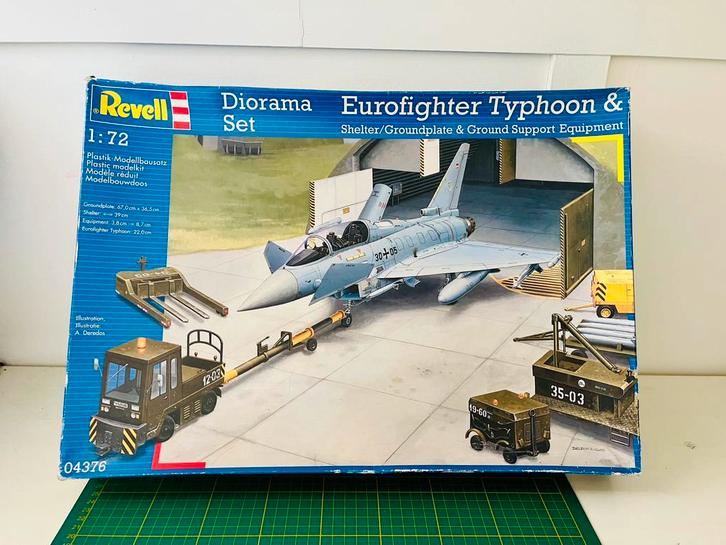 Revell 1/72 Diorama Set Typhoon & Shelter + Ground Equipment, Hobby en Vrije tijd, Modelbouw | Vliegtuigen en Helikopters, Zo goed als nieuw