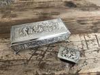 Zwaar verzilverde sigarettendoos en houder luciferdoosje, Antiek en Kunst, Antiek | Goud en Zilver, Ophalen of Verzenden, Zilver