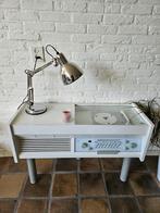 Alleen de radiomeubel, Ophalen