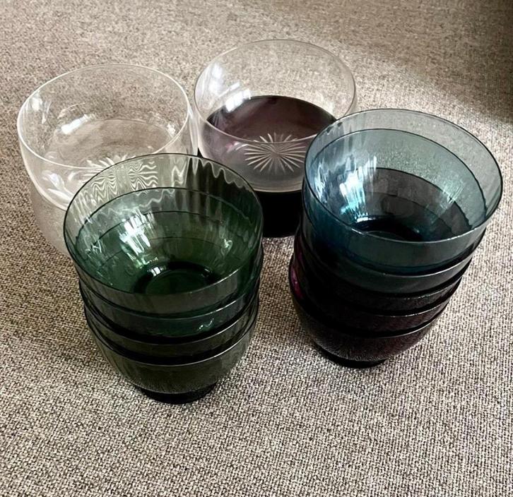 Vintage glazen kommen en schaaltjes, Antiek en Kunst, Antiek | Glas en Kristal, Ophalen of Verzenden