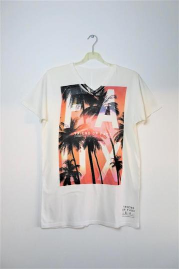 T-Shirt Wit Print Friend or Faux mt M (2652) beschikbaar voor biedingen