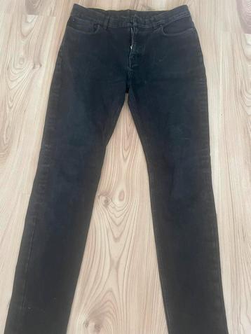 Louis vuitton Regular jeans maat 32 met bon beschikbaar voor biedingen