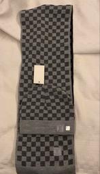 Louis vuitton sjaal en muts, Kleding | Heren, Mutsen, Sjaals en Handschoenen, Nieuw, Muts, Ophalen of Verzenden