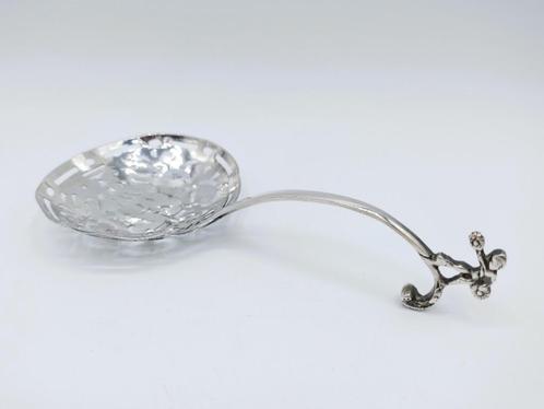 Zilveren strooilepel, L. Westervelt, Leeuwarden, ca. 1760, Antiek en Kunst, Antiek | Goud en Zilver, Zilver, Verzenden