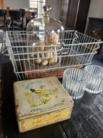 Oud brocant blikje trommeltje pasen voorjaar, Dieren en Toebehoren, Vogels | Hokken en Kooien, Ophalen of Verzenden, Hout, Vogelkooi