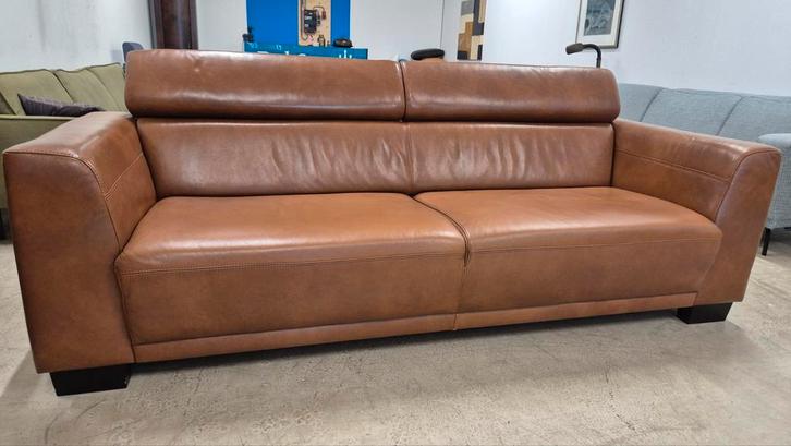 Cognac leren Montel 3 zits design bank direct beschikbaar!!, Huis en Inrichting, Banken | Bankstellen, Zo goed als nieuw, Rechte bank