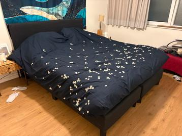 Boxspring bed - moet weg voor week 50! beschikbaar voor biedingen