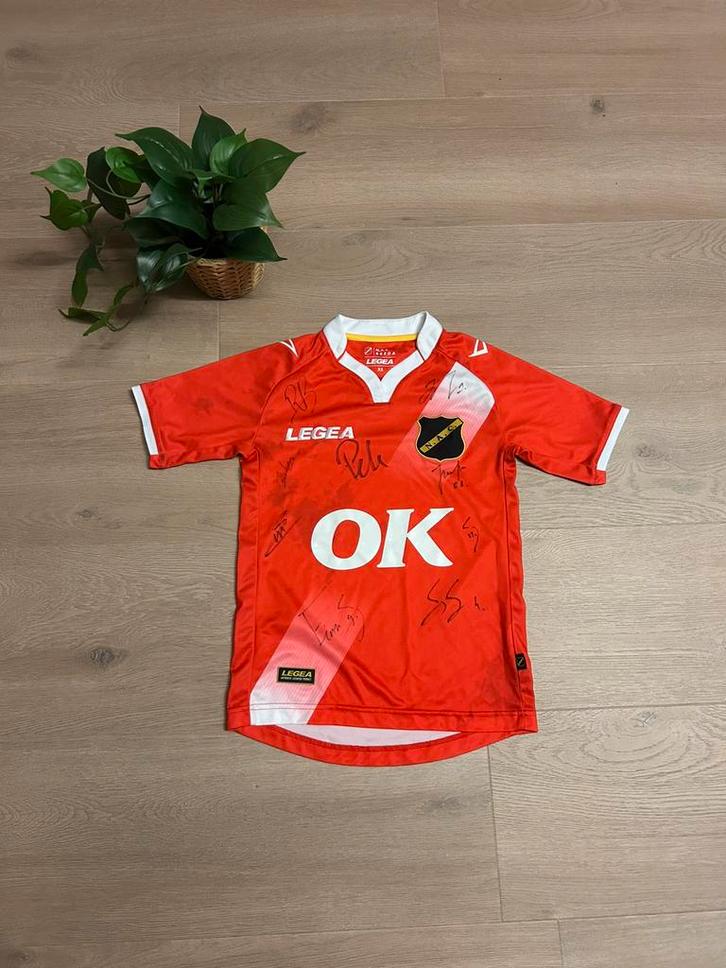 NAC shirt met hantekeningen, Sport en Fitness, Voetbal, Zo goed als nieuw, Shirt, Maat XS of kleiner, Ophalen of Verzenden