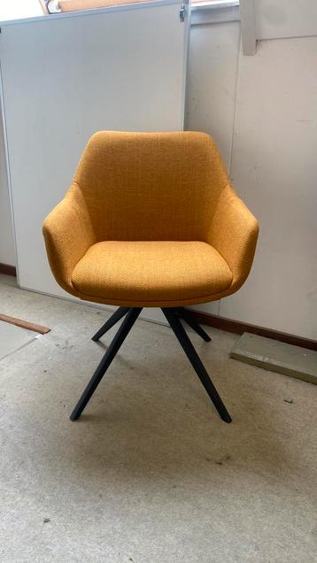 HelloChair Rave stoel geel beschikbaar voor biedingen