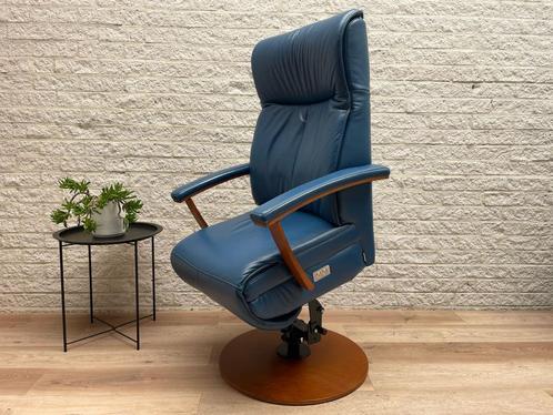 Prominent Stockholm M sta op stoel relax fauteuil ACCU stoel, Huis en Inrichting, Fauteuils, Zo goed als nieuw, Leer, 50 tot 75 cm