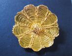 Design YSL Yves Saint Laurent broche hanger gouden bloem, Ophalen of Verzenden, Overige materialen, Broche, Verguld