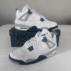 Air jordan 4 midnight navy 44, Nieuw, Ophalen of Verzenden