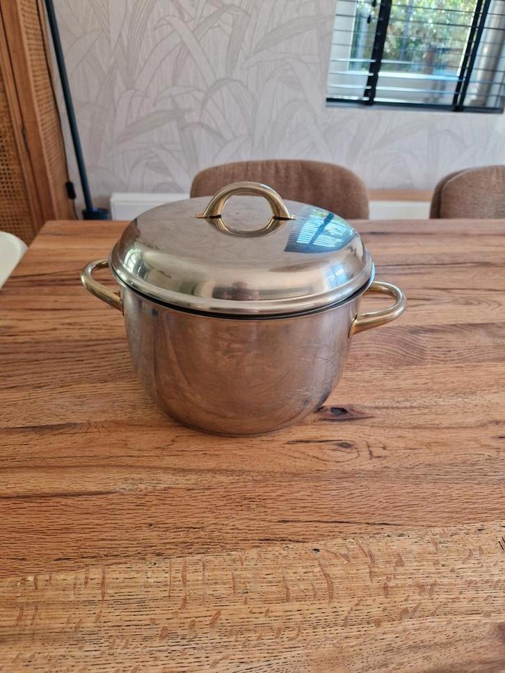 Hackman Finland 18/10 RVS Soeppan, Huis en Inrichting, Keuken | Potten en Pannen, Gebruikt, Kookpan of Snelkookpan, Rvs, Ophalen of Verzenden