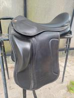 Karlslund S ijslander zadel 17 inch, Dieren en Toebehoren, Ophalen of Verzenden, Gebruikt, Dressuur