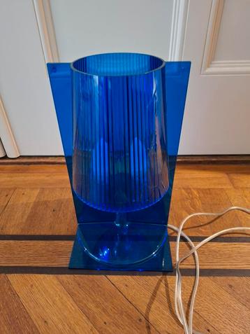 Kartell Designlamp Blauw Transparant beschikbaar voor biedingen