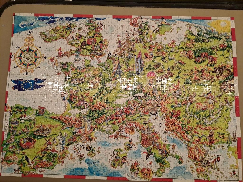 King puzzel crazy europe, Ophalen of Verzenden, 500 t/m 1500 stukjes, Zo goed als nieuw